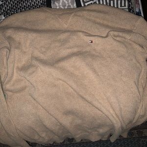 Used Tommy Hilfiger crew neck